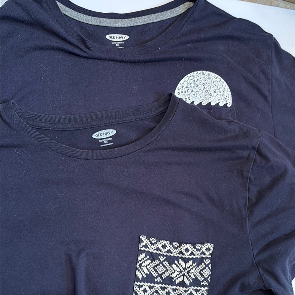 Old Navy men’s  Navy Blue Shirts (Lot of 2)